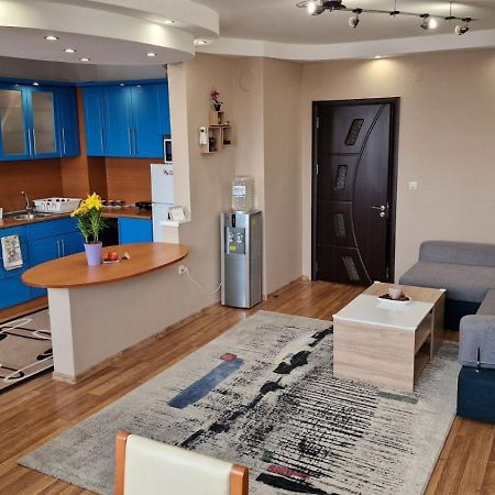 Boutique Apartment Jana Σούμεν Εξωτερικό φωτογραφία